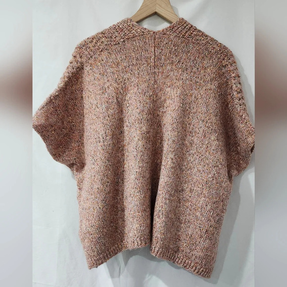 Universal Thread NWT Women's Ruana Sweater Cape OSFM Hot Coral Knit Autumn Warm - Picture 2 of 7